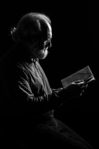 写真とイラストを使った小説の連載はどうやって楽しむべき？