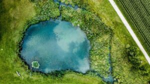 写真の照明反射を制御するための最適なテクニックは？